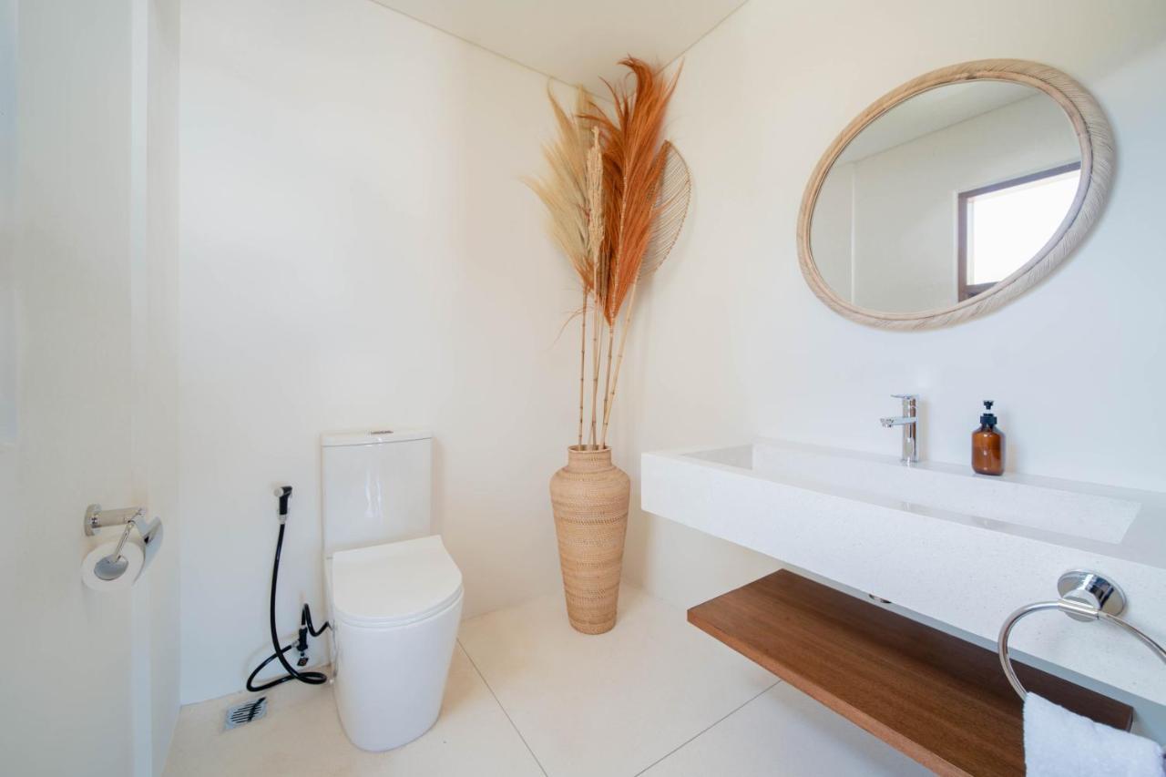 Luxury Ocean View Villas With Private Cook And Free Gym Membership Kuta  Εξωτερικό φωτογραφία