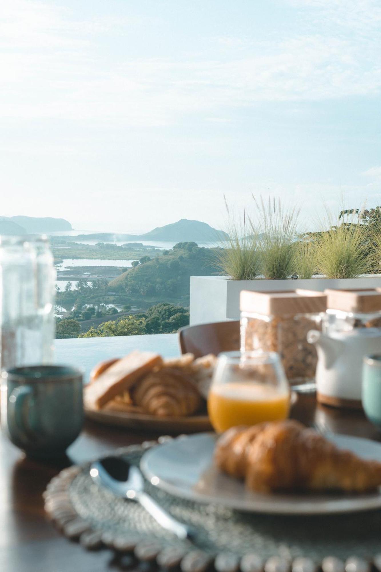 Luxury Ocean View Villas With Private Cook And Free Gym Membership Kuta  Δωμάτιο φωτογραφία